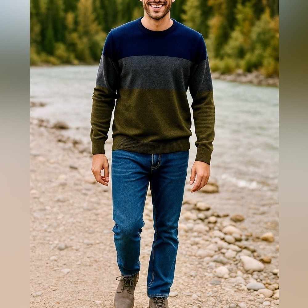 French Connection Men's Blue/Gray/Green Long Sleeve Wool Sweater